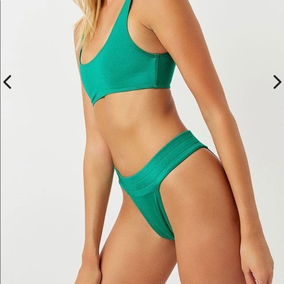 FRANKIES BIKINIS Phoebe Top and Bottom White - Picture 4 of 4